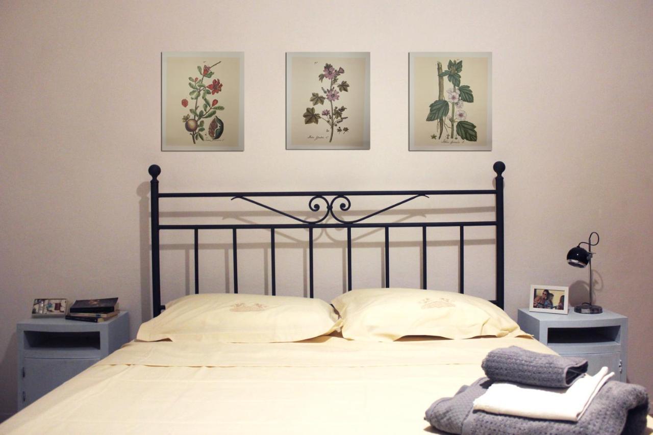 La Casetta Ferrara B&B Bagian luar foto