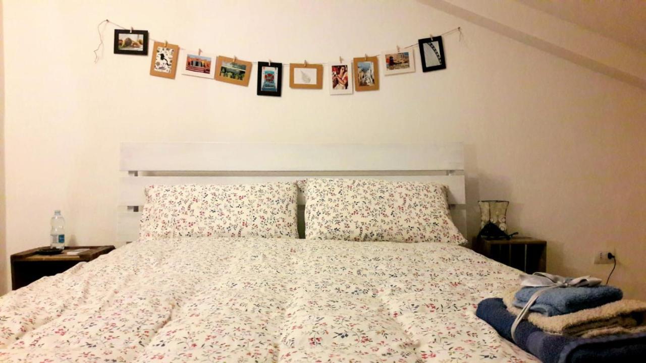 La Casetta Ferrara B&B Bagian luar foto